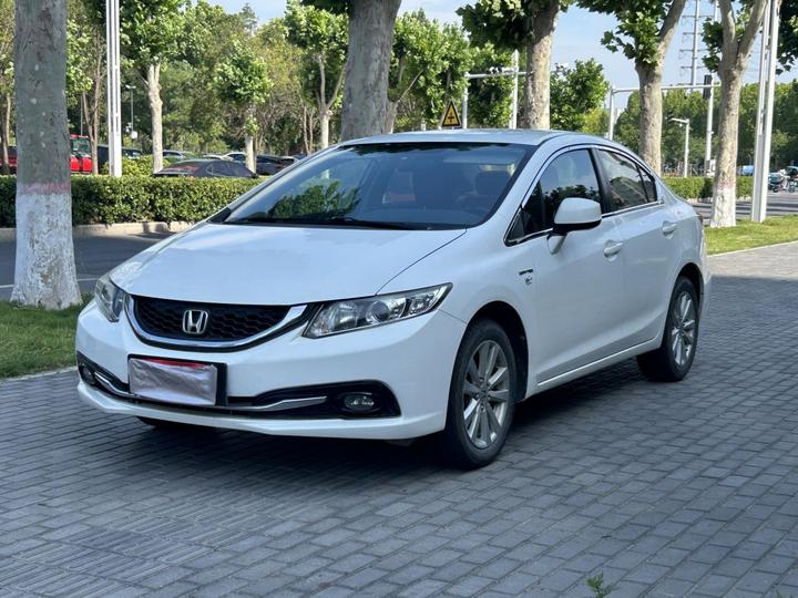 Civic 2014 1.8L AT Classic