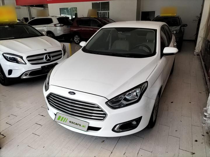 Escort 2017 Facelift 1.5L AT Comfort