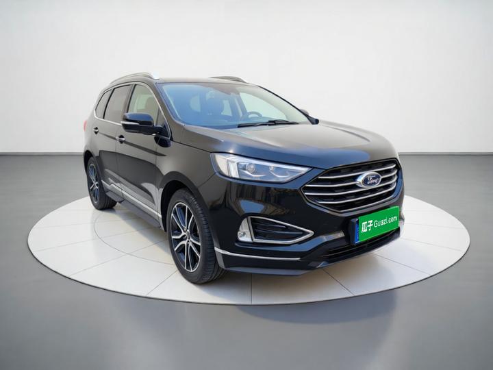 Edge 2020 EcoBoost 245 RWD 7-Seater photo 3