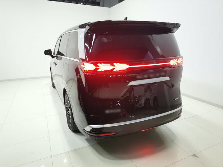 D9 2022 DM-i 970 AWD Flagship photo 4