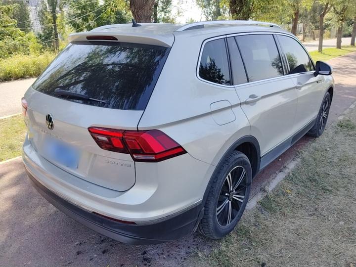 Tiguan L 2021 330TSI AT RWD Smart photo 4