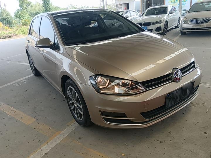 Golf 2016 230TSI AT Luxury photo 3