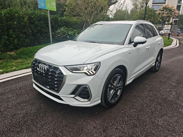 Q3 2022 40 TFSI Fashion Dynamic