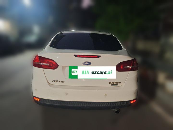 Focus 2015 Sedan EcoBoost 180 AT Elite photo 5