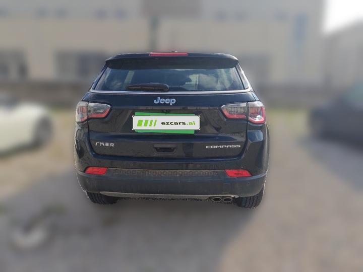 Compass 2019 220T AT photo 3