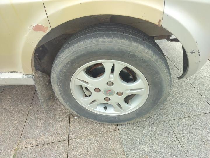 Wuling Rongguang 2011 1.2L photo 8