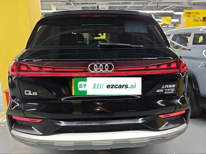 Q6 2023 45 TFSI quattro Light photo 3