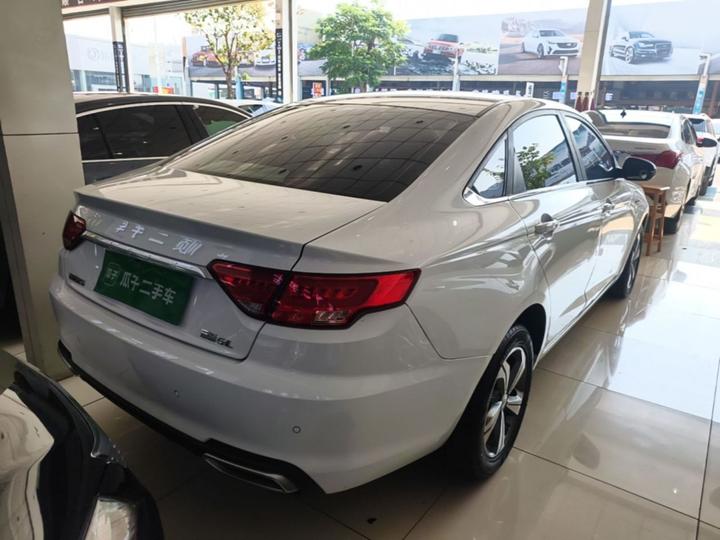 Emgrand GL 2018 1.4T DCT Elite Connected photo 6