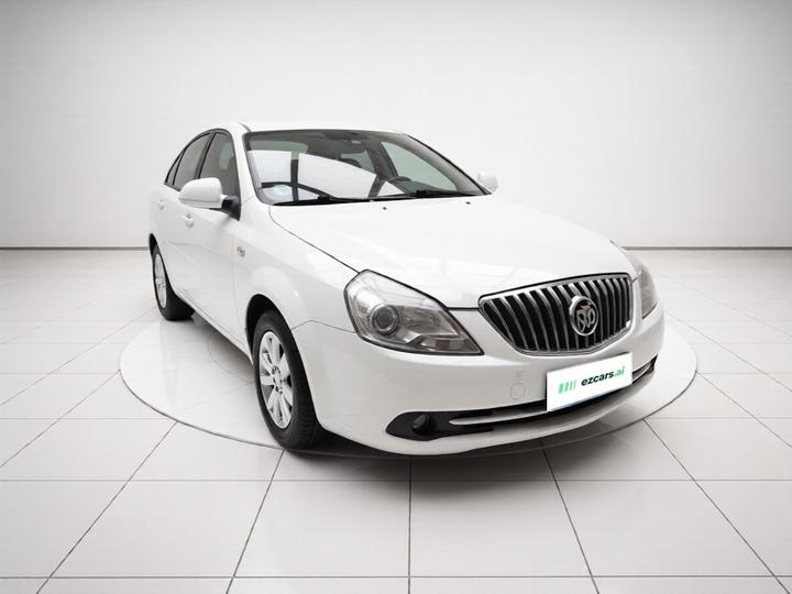 Excelle 2013 1.5L MT Classic photo 3