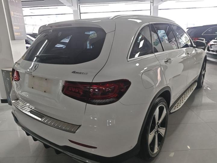 GLC 2022 GLC 300 L 4MATIC Dynamic Edition photo 4