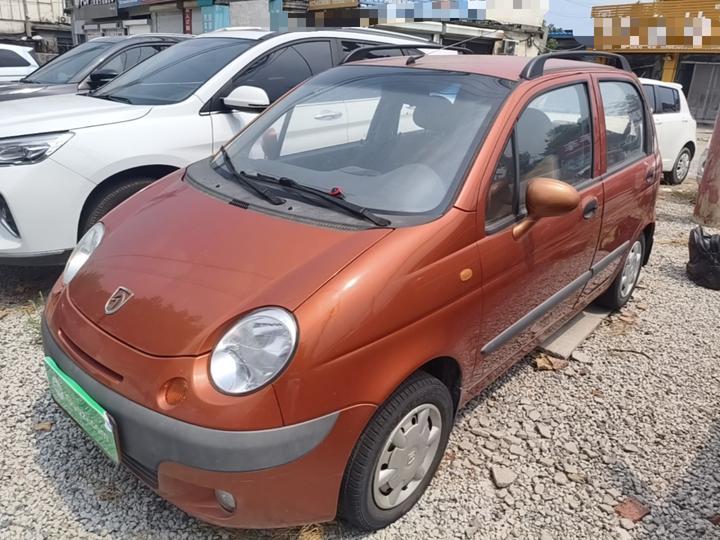 2012 Facelift 1.0L MT P-TEC Standard