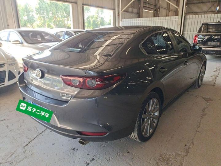 3 Axela 2021 2.0L AT photo 6