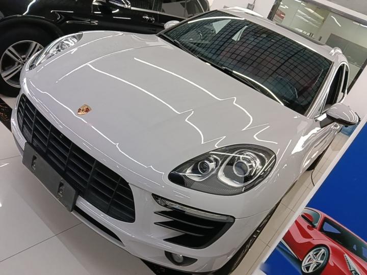2017 Macan 2.0T