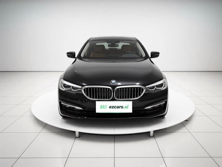 5 Series 2018 528Li Special photo 2