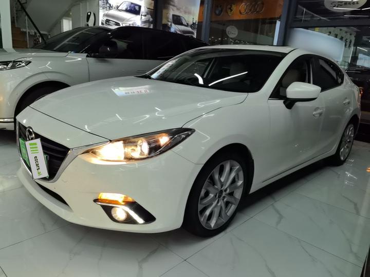 3 Axela 2016 Sedan 2.0L AT Sport