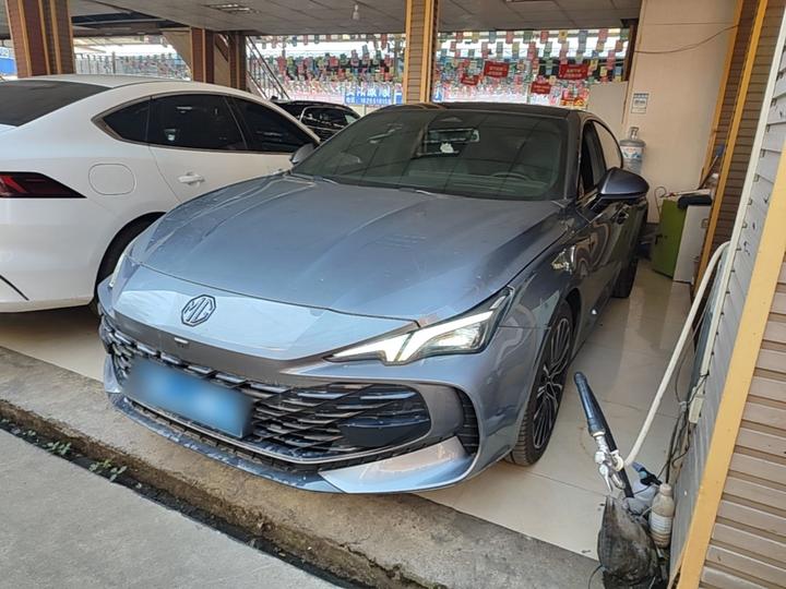 MG7 2025 1.5T 300 DCT