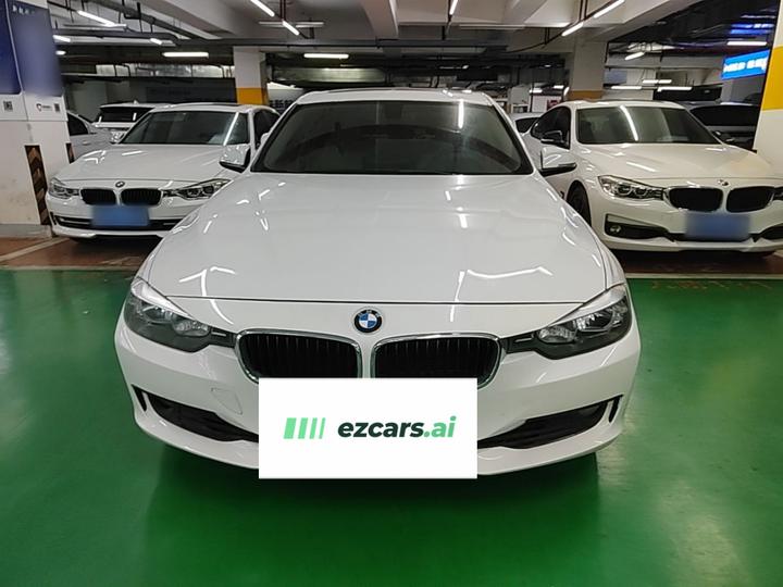 3 Series 2014 320i Progressive photo 2