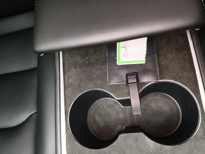 Model Y 2023 Long Range AWD photo 8