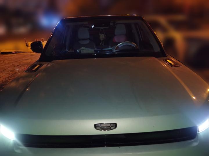 Geely icon 2022 1.5TD photo 2