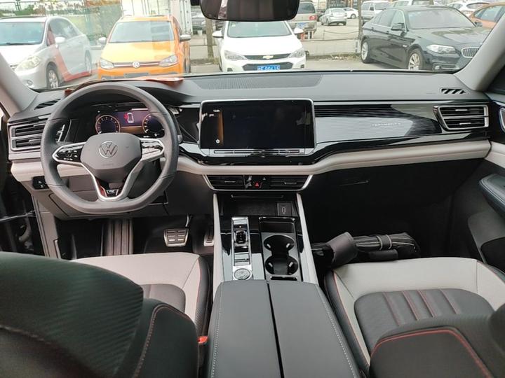 Teramont X 2024 380TSI AWD Luxury photo 5