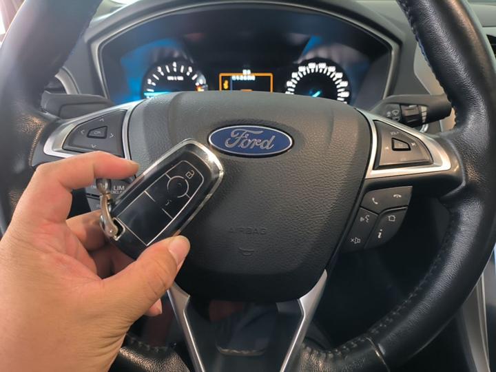 Mondeo 2020 EcoBoost 180 Fashion photo 8