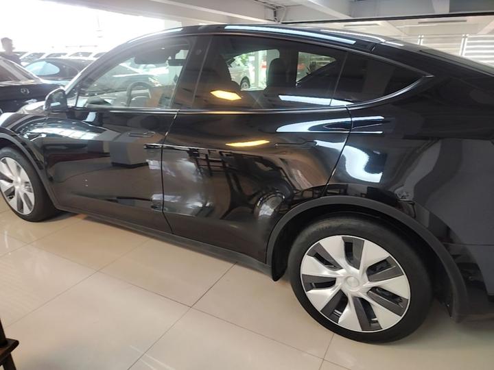 Model Y 2022 Facelift RWD photo 4
