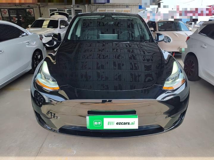 Model Y 2022 Facelift RWD photo 2