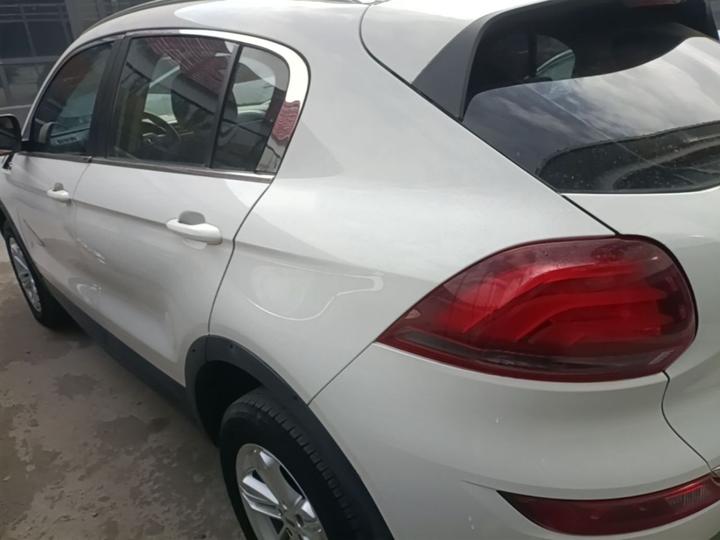 5 2018 Facelift 1.6T AT Leading photo 4