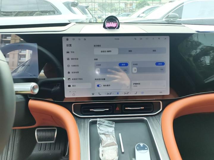 HIMA AITO M9 2024 EREV Ultra 42kWh 6-Seater photo 8