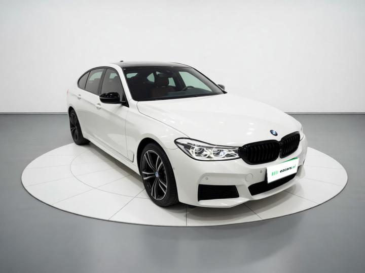 6 SeriesGT 2018 640i xDrive M Sport Package photo 3