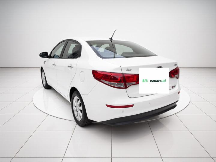 K2 2015 Sedan 1.4L AT GLS photo 4