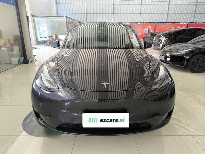 Model Y 2024 RWD photo 2