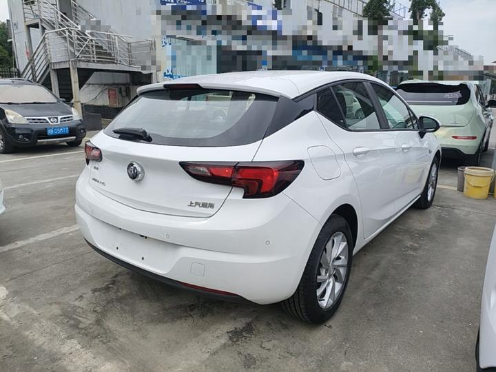 Verano 2016 Hatchback 15S AT Progressive photo 6