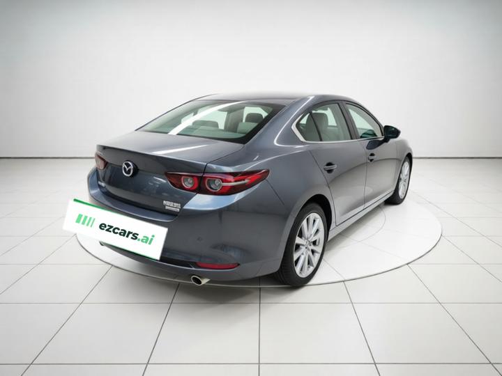 3 Axela 2021 2.0L AT photo 6