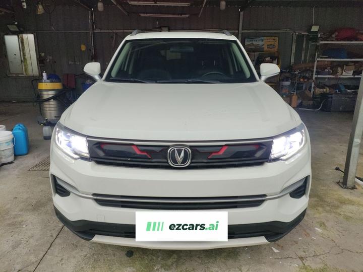 CS35PLUS 2020 1.4T DCT photo 2