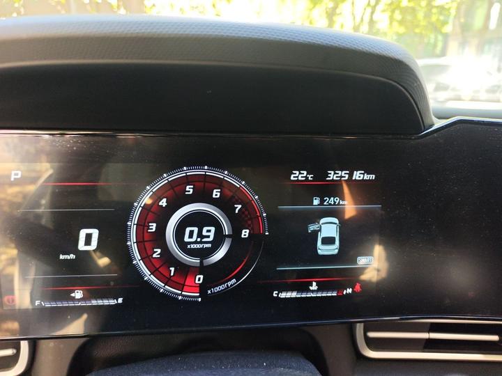 Elantra 2021 1.5L CVT LUX Premium photo 6