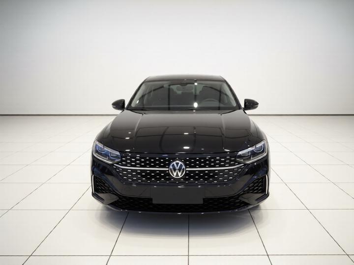 Lavida 2024 1.5L AT photo 2