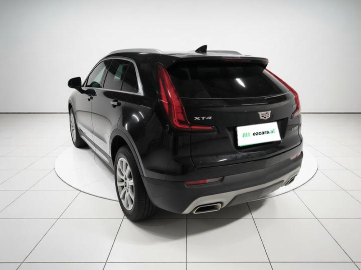 XT4 2020 Facelift 28T RWD Leading photo 4