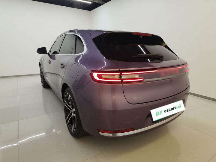 HIMA AITO M5 2025 EREV Ultra AWD photo 4