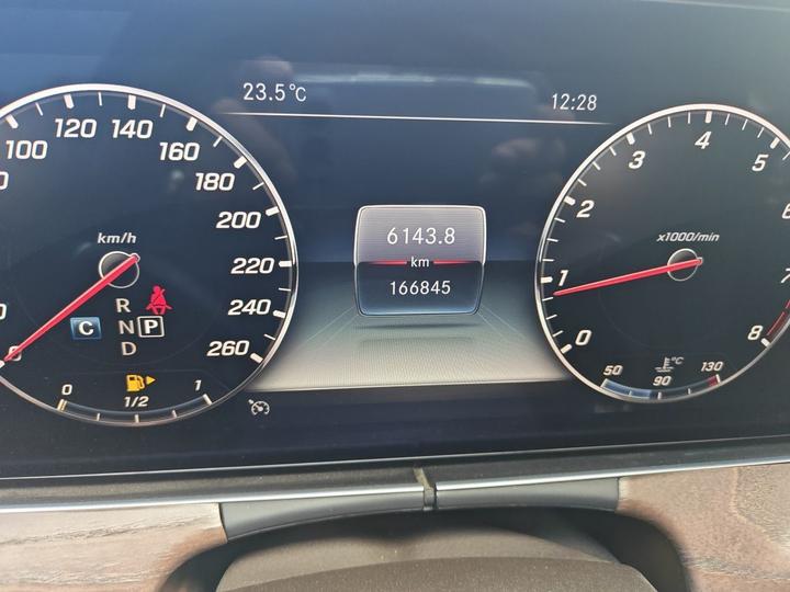 E-Class 2019 E 300 L Luxury photo 2