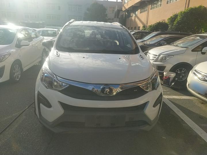 Yuan 2016 1.5L MT Luxury photo 2
