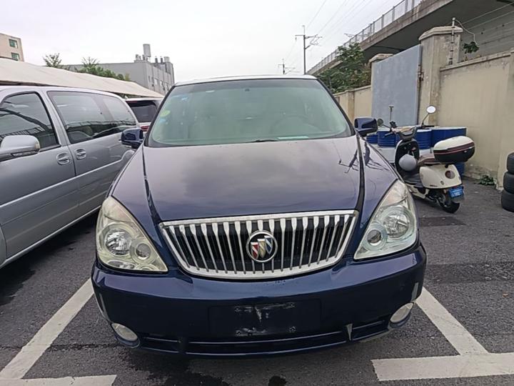 GL8 2014 2.4L Executive photo 2