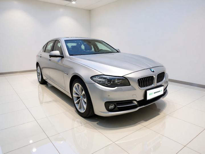 5 Series 2014 528Li Luxury Design Package photo 3