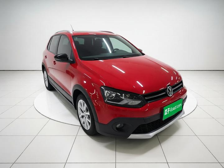 2014 1.6L Cross Polo AT photo 3