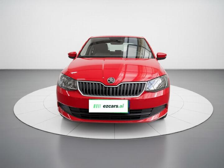 Fabia 2015 1.4L AT photo 2