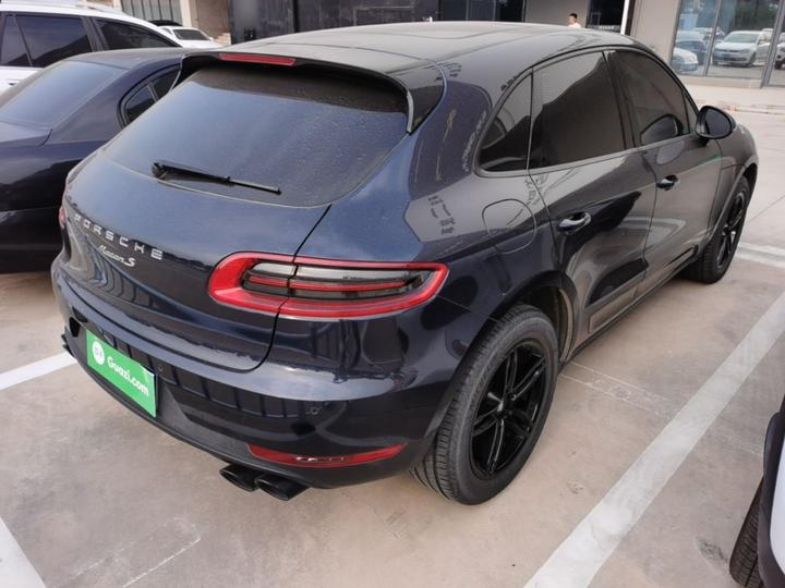 2017 Macan 2.0T photo 4