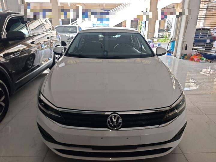Lamando 2021 230TSI DSG photo 2