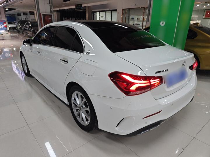 A-Class 2020 A 200 L Sport photo 4