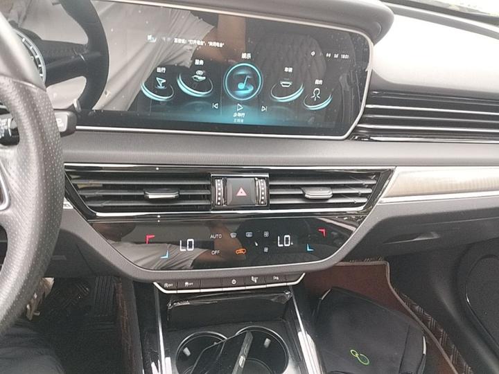 HS5 2022 Facelift 2.0T Connected AWD photo 8