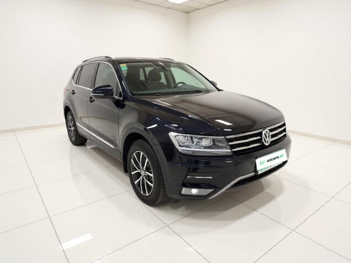 Tiguan L 2018 Facelift 330TSI AT RWD Luxury photo 3